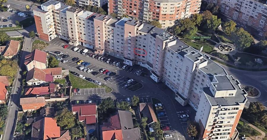 Apartament cu 4 camere decomandat în Dacia