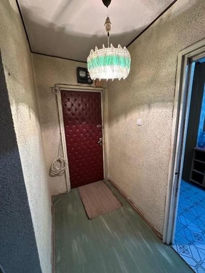 Apartament cu 3 camere decomandat în Drumul Taberei