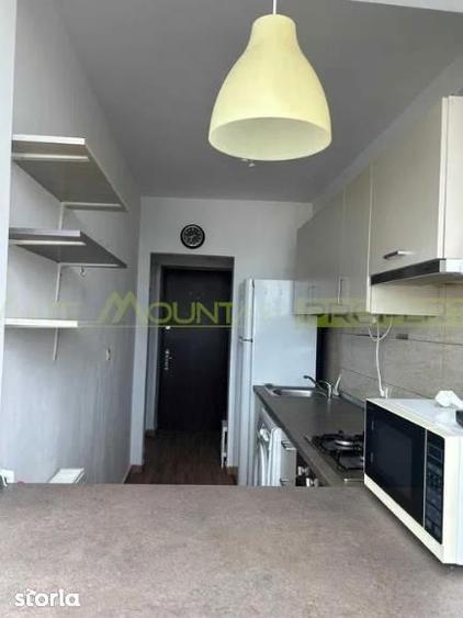 Apartament cu 2 camere, mobilat în Romană