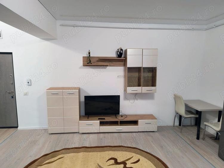 Apartament cu 2 camere semidecomandat în Nord