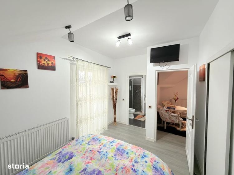 Casă cu 4 camere cu Teren 1035 Mp în Curtești