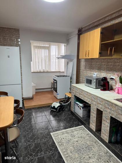 Apartament cu 3 camere decomandat, mobilat în Tudor Vladimirescu
