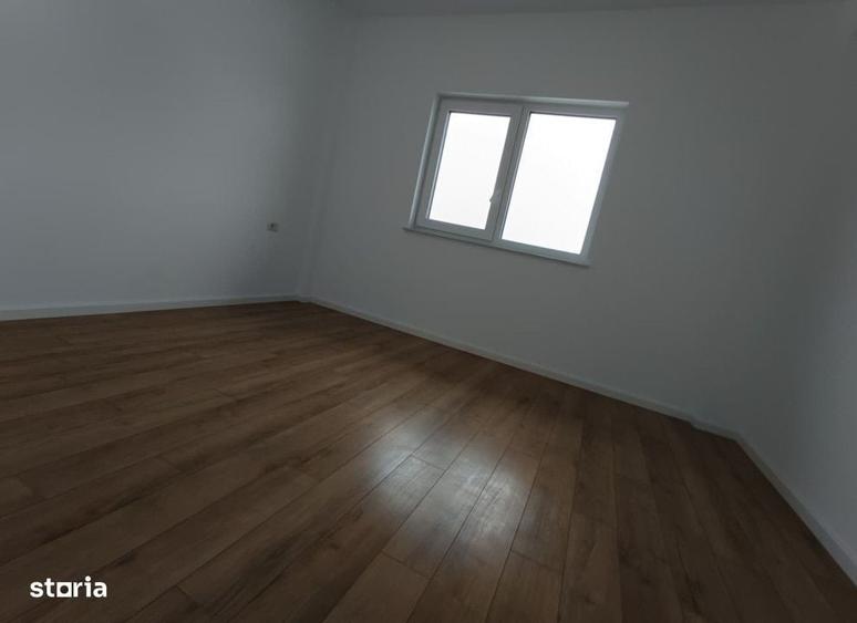 Casă cu 4 camere cu Teren 400 Mp în Valea Lupului