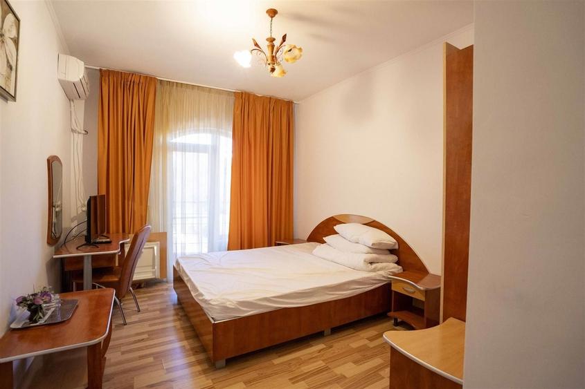 Spațiu comercial, de 599 mp, în Sânmartin