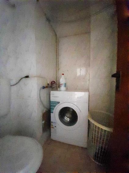 Apartament cu 3 camere decomandat în Păcii