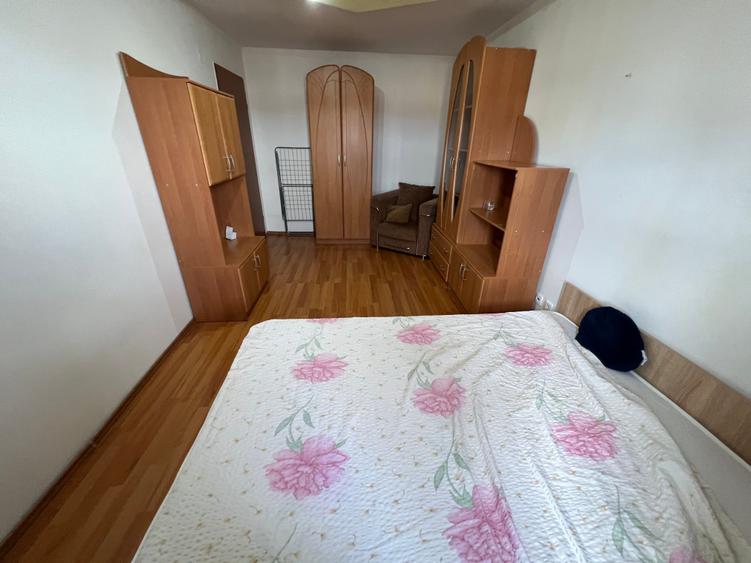 Apartament 2 camere decomandat,renovat,,zona Ciresica - 3