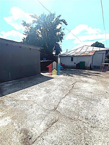 Casă cu 4 camere cu Teren 443 Mp în Cazasu