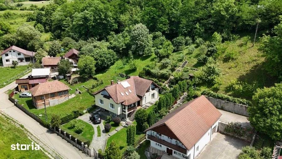 Casă cu 6 camere cu Teren 1310 Mp în Mihăești