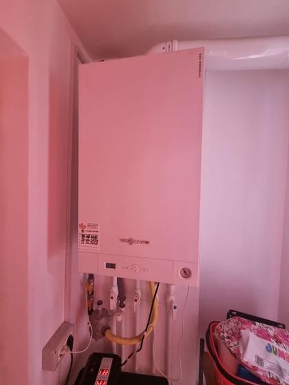 Apartament cu 2 camere decomandat, mobilat în CET