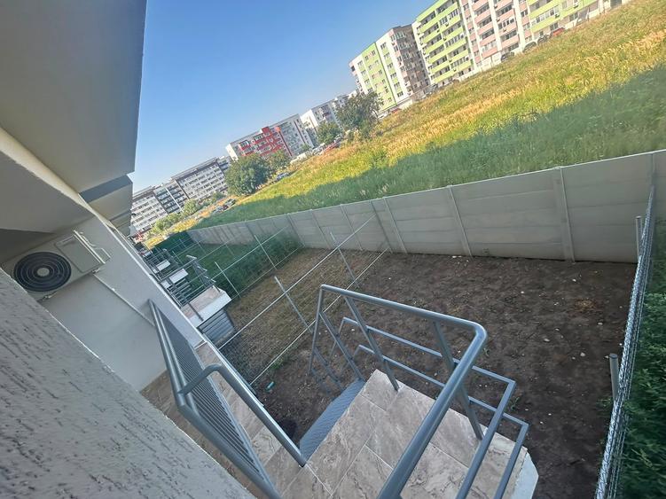 Apartament cu 2 camere decomandat în Berceni