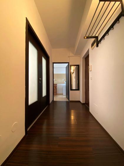 Apartament cu 2 camere decomandat în Nicolina