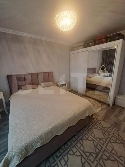 Duplex cu 3 camere cu Canalizare în Sânpetru