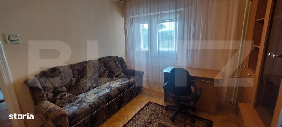 Apartament cu 3 camere decomandat în Decebal