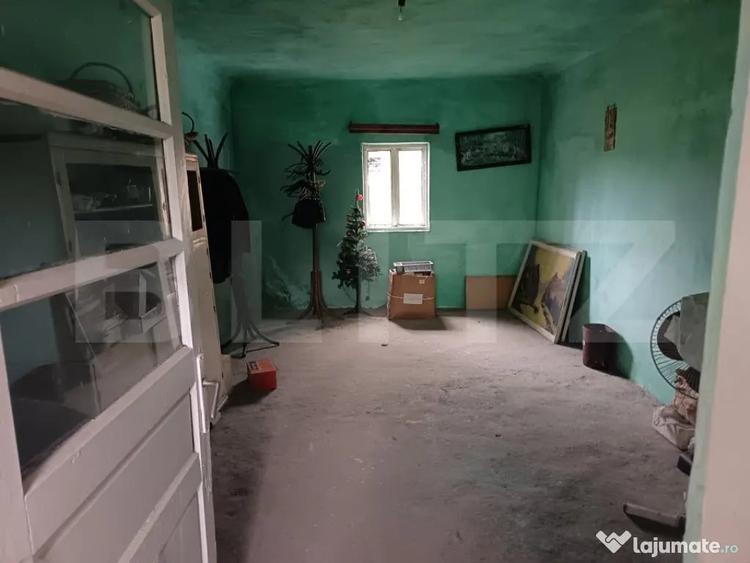 Casă cu 8 camere cu Teren 2000 Mp în Măgurele