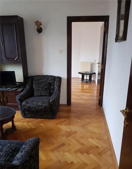 Apartament cu 4 camere semidecomandat, mobilat în Grozăvești