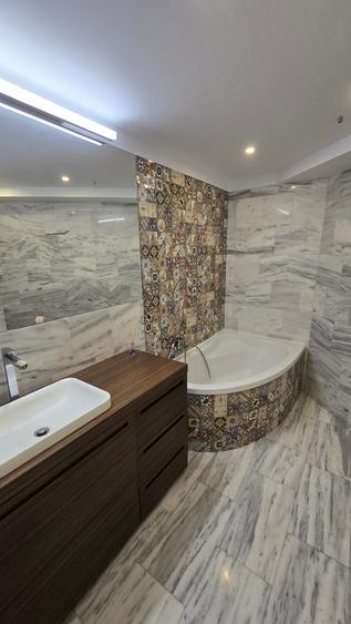 Apartament cu 6 camere decomandat, mobilat în Șoseaua Nordului