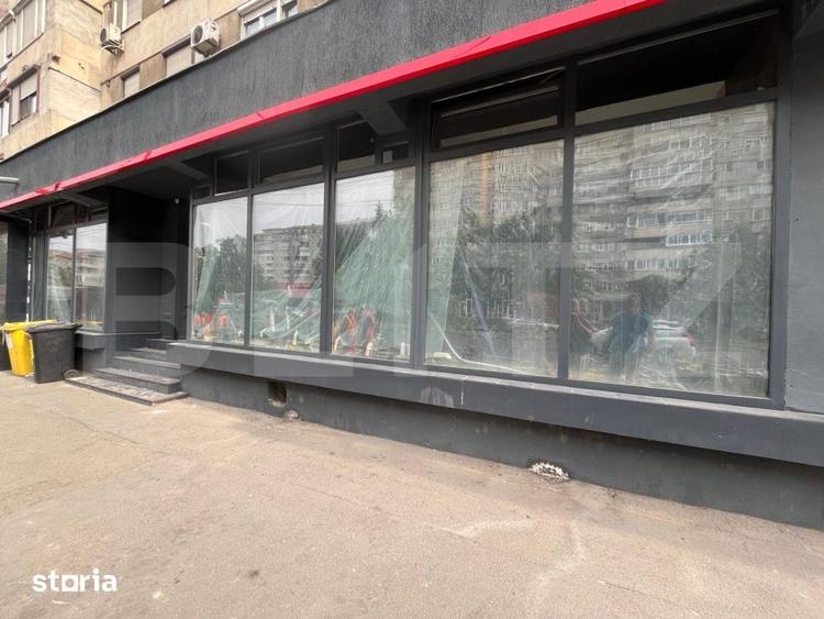 Spațiu comercial, de 367 mp, în Rogerius