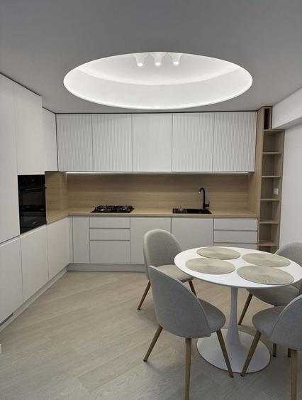 Apartament cu 3 camere decomandat, mobilat în Aviației