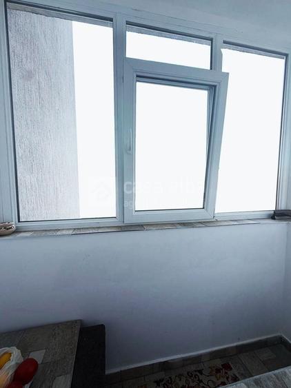 Apartament cu 3 camere decomandat, mobilat în Tătărași