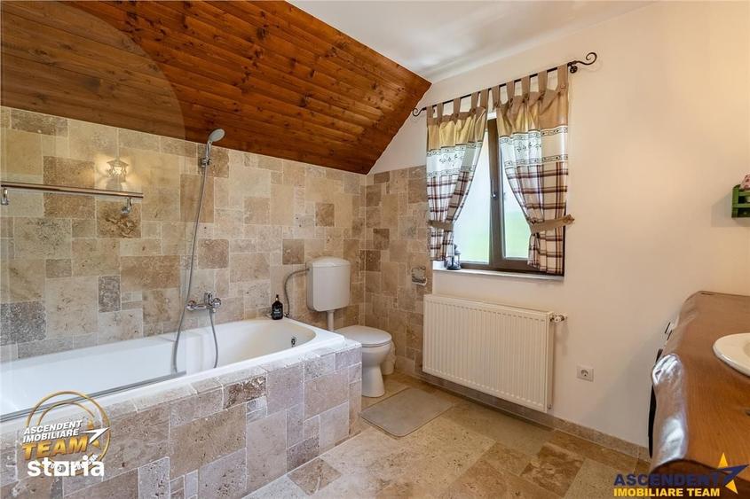 Casă cu 5 camere cu Teren 1600 Mp în Sita Buzăului