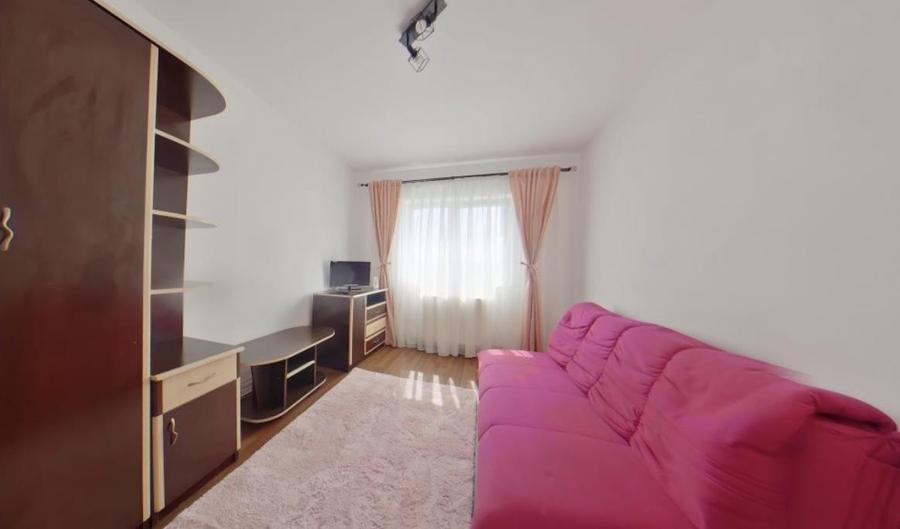 Apartament cu 3 camere decomandat, mobilat în Bartolomeu
