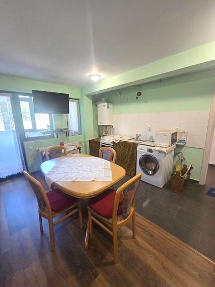 Apartament cu 2 camere semidecomandat în Vișani