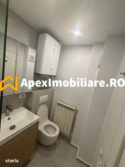 Garsonieră decomandată în Decebal