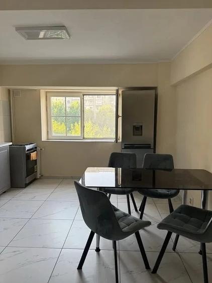 Apartament cu 3 camere decomandat în Alba Iulia