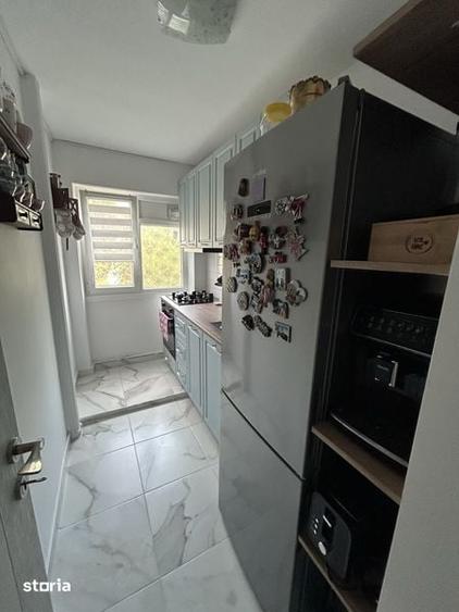Apartament cu 3 camere în Berceni