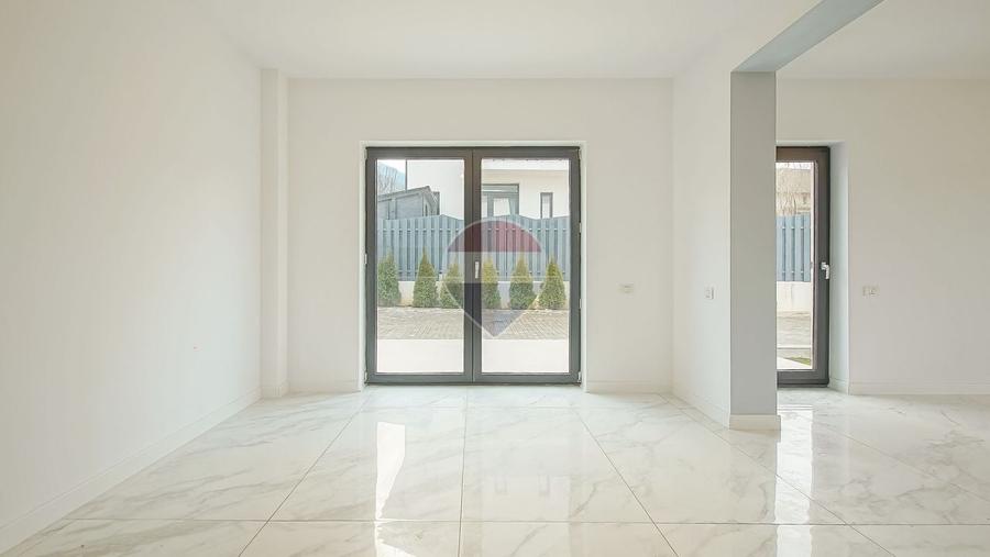 Casă individuală cu 5 camere cu Teren 400 Mp în Bunloc