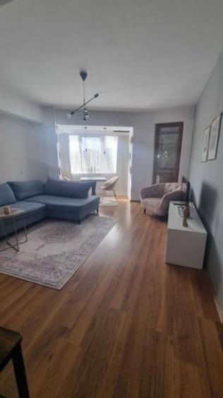 Apartament cu 2 camere decomandat, mobilat în Vitan