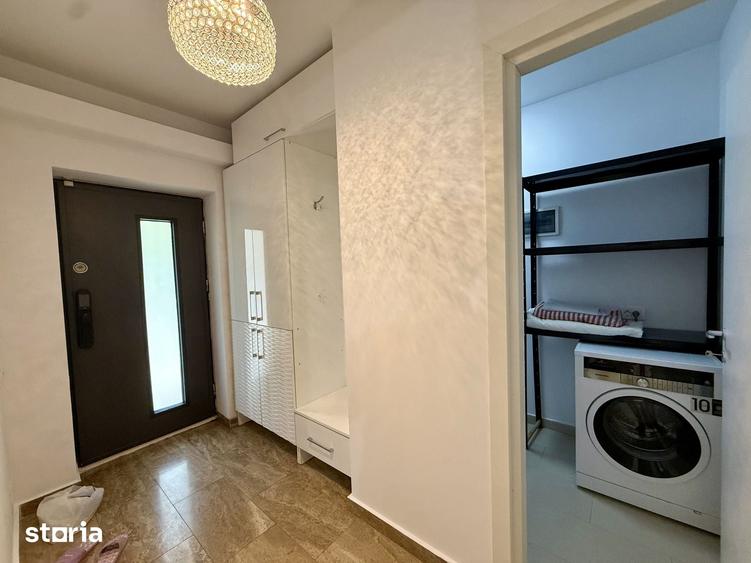 Casă cu 5 camere cu Teren 60 Mp în Central