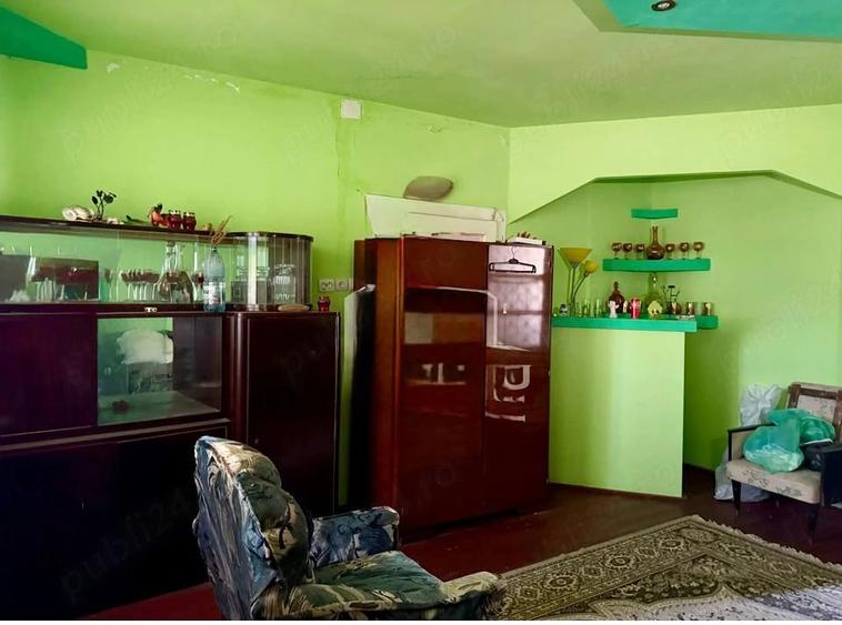 Casă cu Teren 1600 Mp în Central