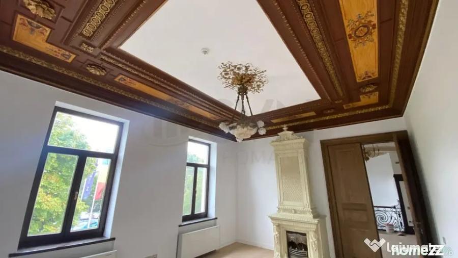 Casă cu 7 camere cu Teren 600 Mp în Grădina Icoanei