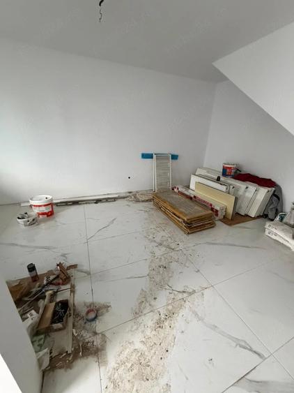 Casă cu 5 camere cu Teren 300 Mp în Chiajna