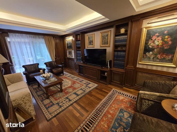Casă cu 5 camere cu Teren 210 Mp în Ștefan cel Mare