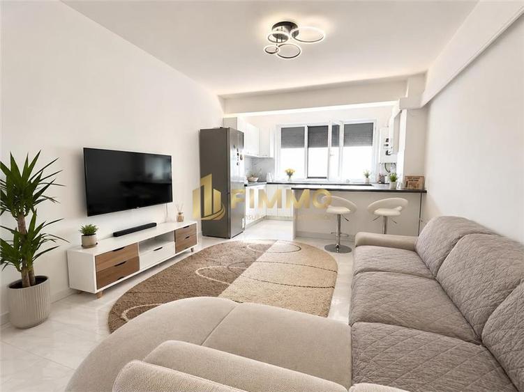 Apartament cu 2 camere semidecomandat în Ipotești