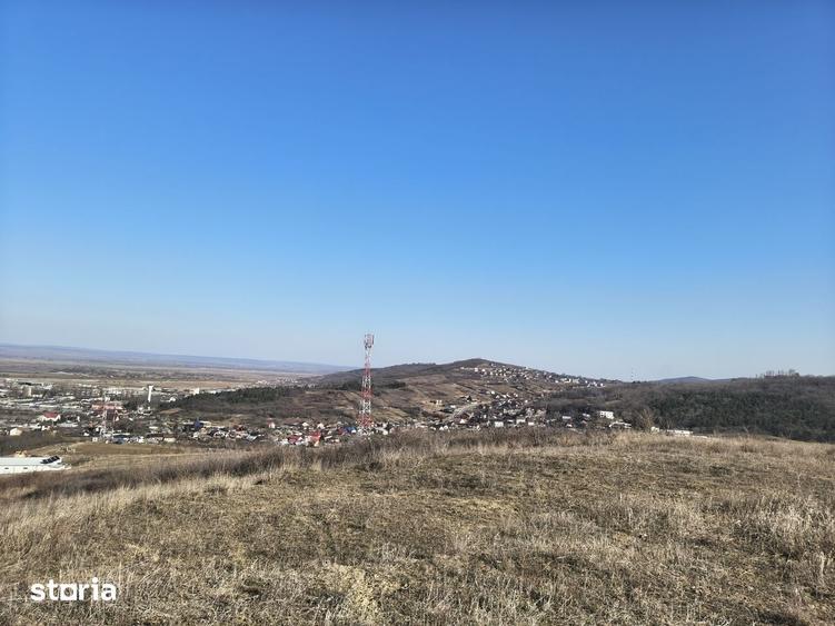 Teren de 400 mp, în Tomești