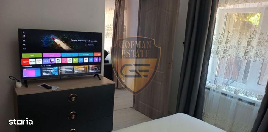 Casă cu 3 camere semidecomandat cu Teren 50 Mp în Brătianu