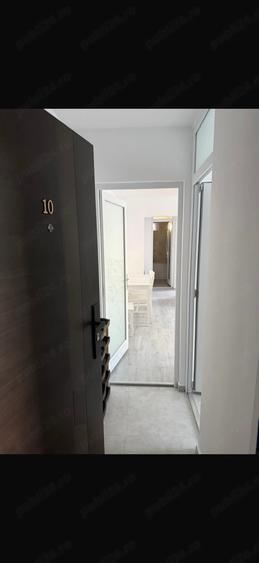 Apartament cu 2 camere semidecomandat în Micro 6