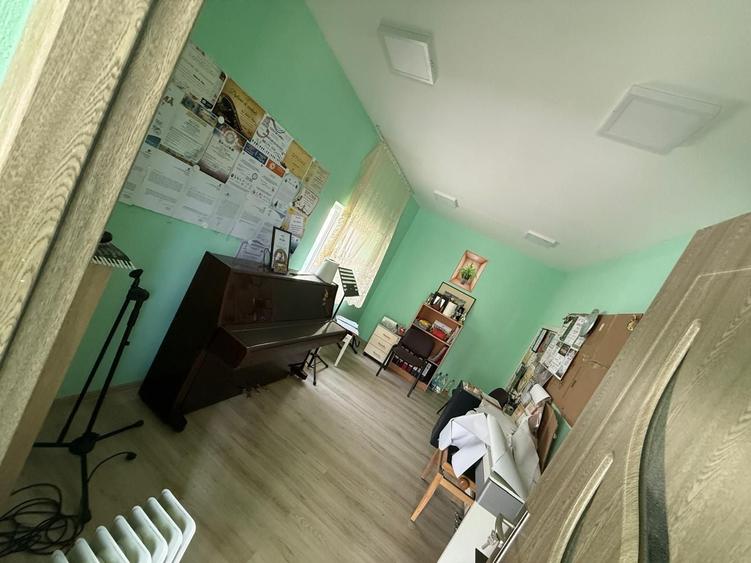 Casă cu 4 camere cu Teren 1797 Mp în Iecea Mică