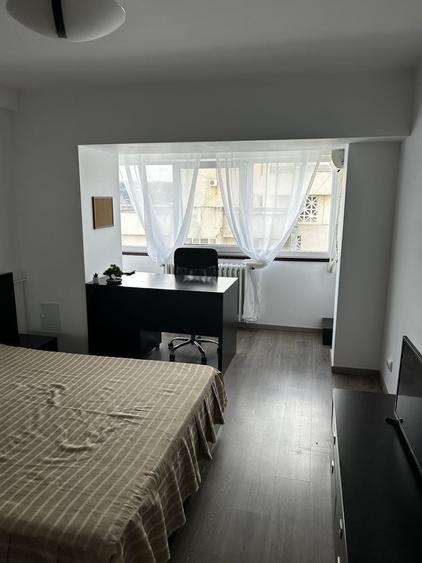 Apartament cu 2 camere decomandat în Podu Roș