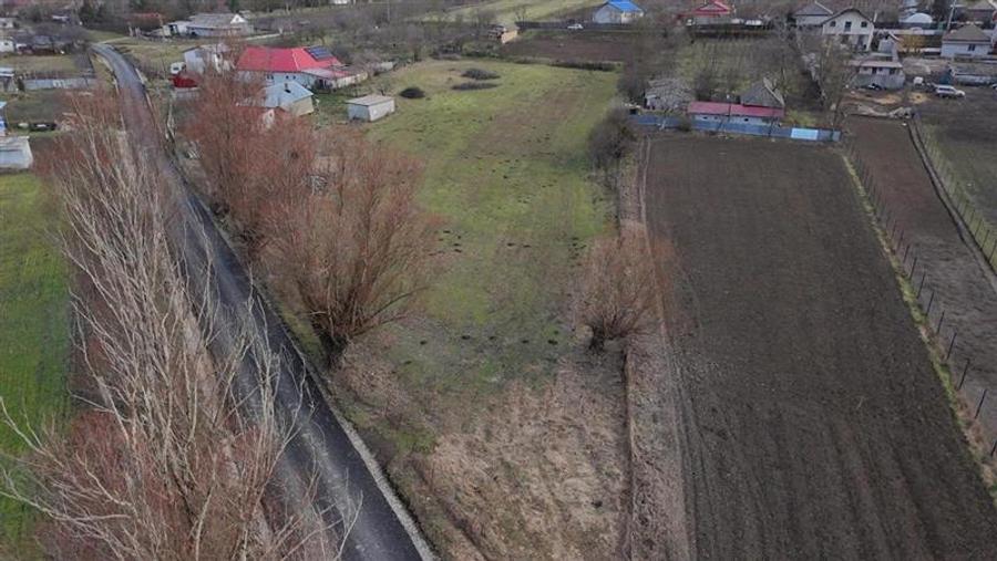 Teren Construcții intravilan de 4931 mp, în Frecăței