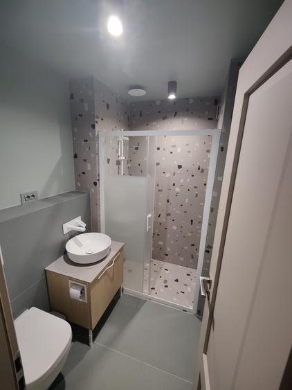 Apartament cu 4 camere decomandat, mobilat în Crângași