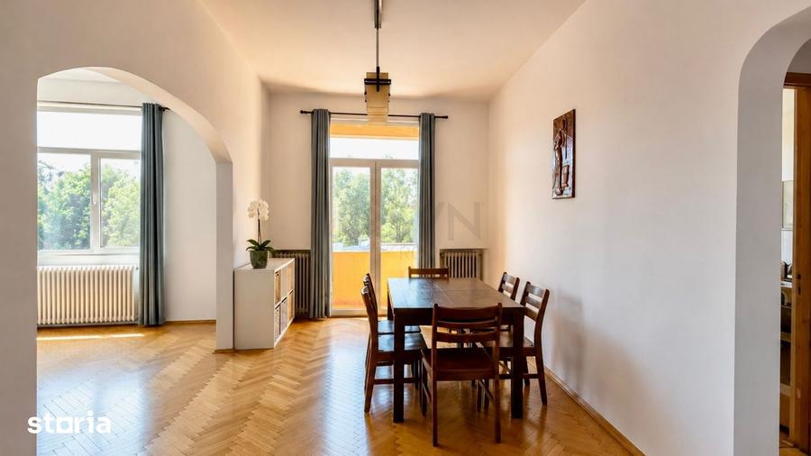 Casă cu 5 camere cu Teren 150 Mp în Romană