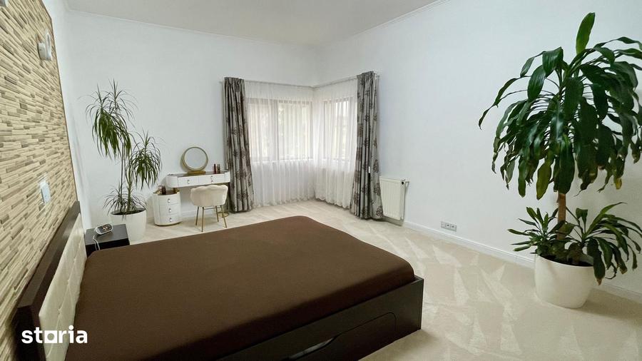 Casă cu 4 camere cu Teren 270 Mp în Mogoșoaia