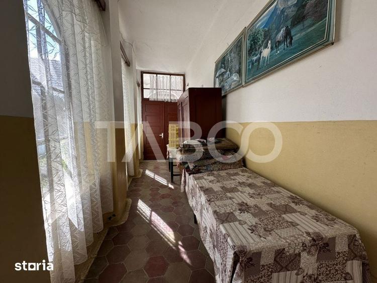 Casa cu potential de investitie in centrul satului 1540 mp teren - 15