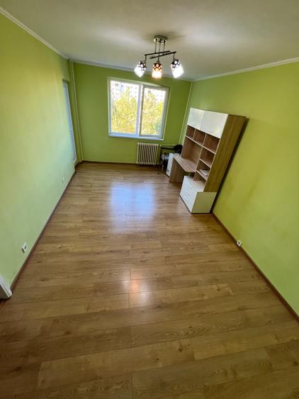 Apartament cu 2 camere decomandat în Berceni