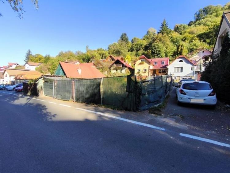 Teren Construcții intravilan de 213 mp, în Schei