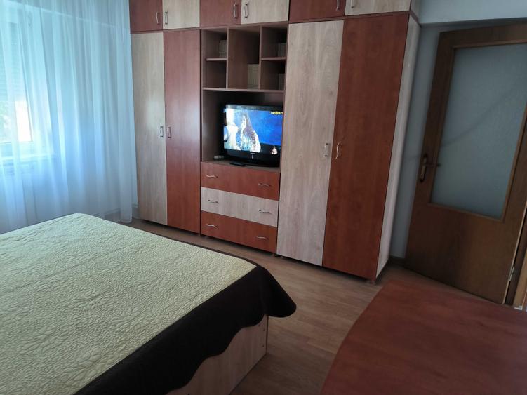 Apartament cu 2 camere decomandat în Buzaului